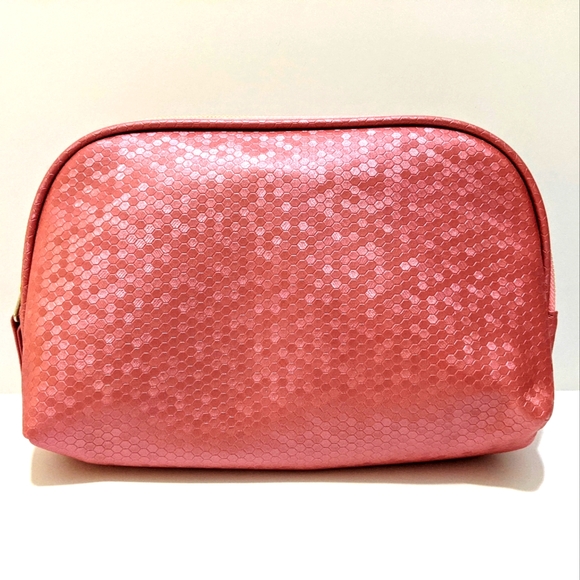 NWOT Faux Snakeskin Pink Cosmetic Makeup Bag - Picture 1 of 7